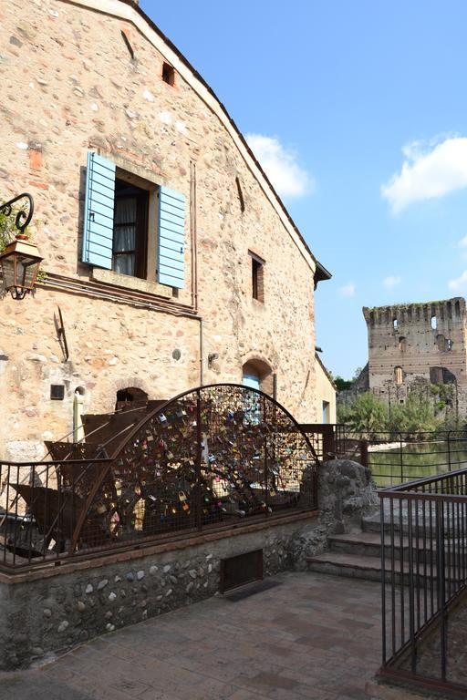 Le Finestre Su Borghetto Hotel Valeggio sul Mincio Exterior photo