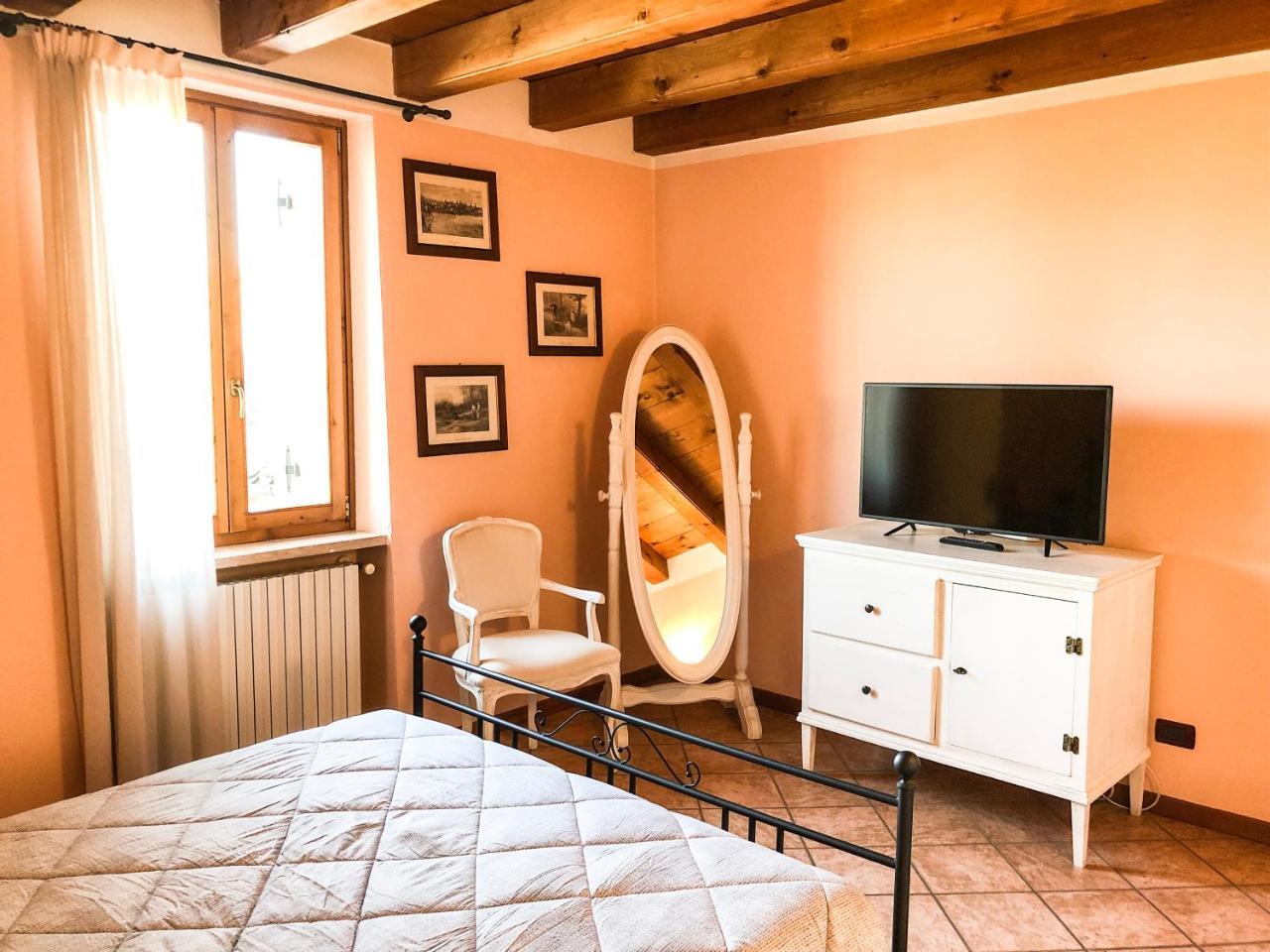 Le Finestre Su Borghetto Hotel Valeggio sul Mincio Exterior photo
